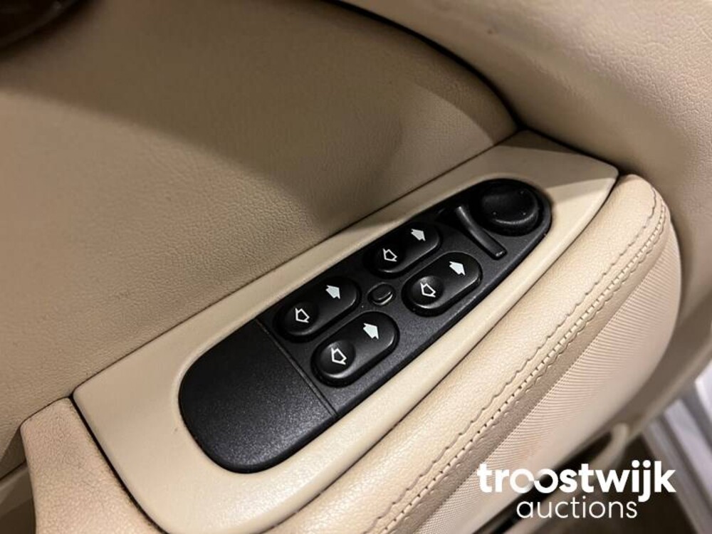 Jaguar S-type Executive 2.5 V6 Car