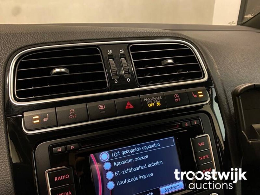 Volkswagen Polo TSI Blue GT Car