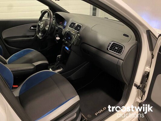 Volkswagen Polo TSI Blue GT Car