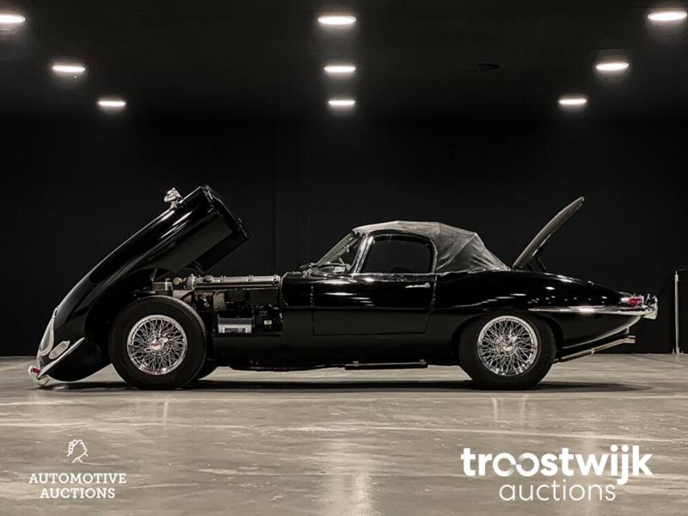 jaguar E-type S1 4.2 L6 OTS Car