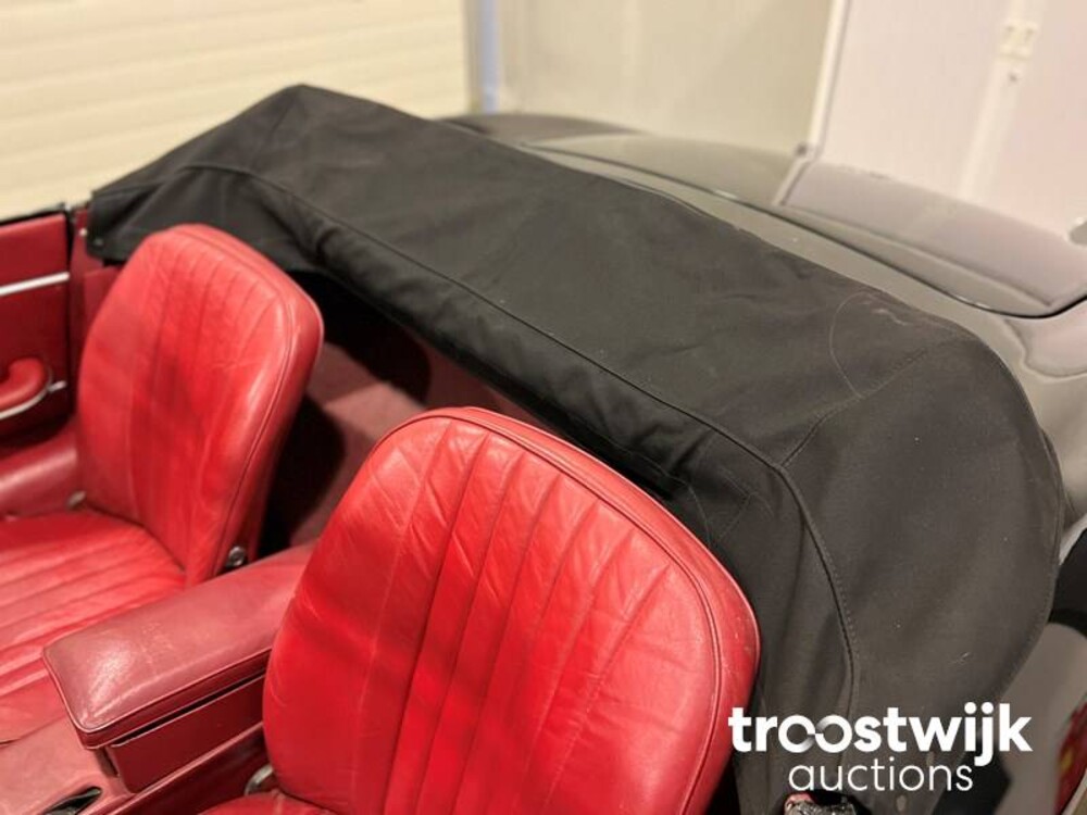 jaguar E-type S1 4.2 L6 OTS Car