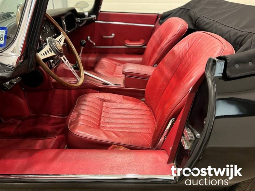 jaguar E-type S1 4.2 L6 OTS Car