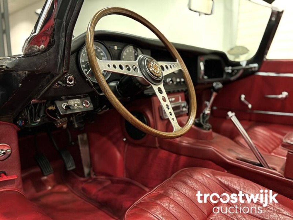 jaguar E-type S1 4.2 L6 OTS Car