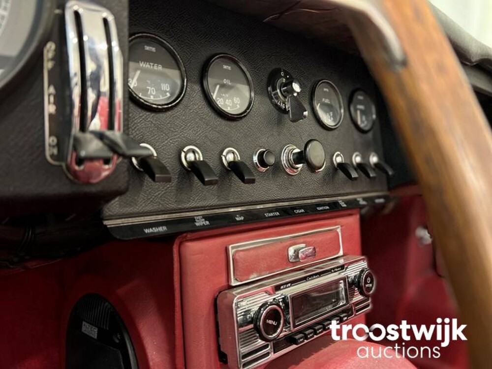 jaguar E-type S1 4.2 L6 OTS Car