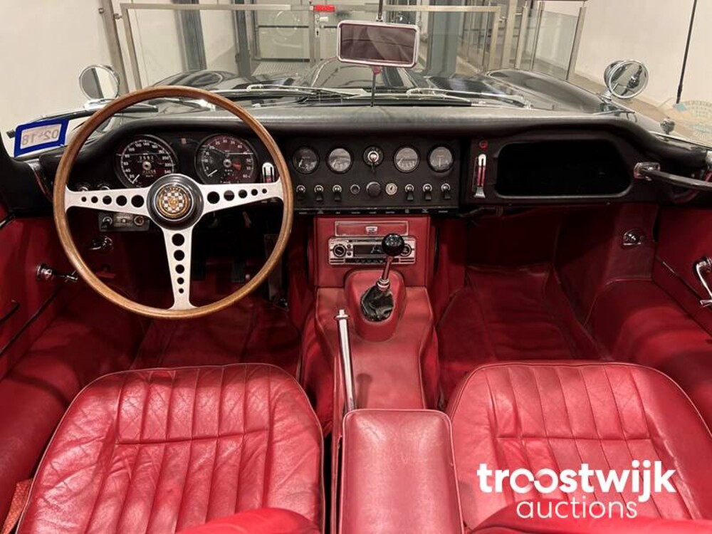 jaguar E-type S1 4.2 L6 OTS Car