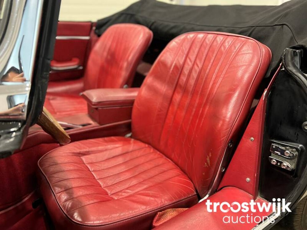 jaguar E-type S1 4.2 L6 OTS Car