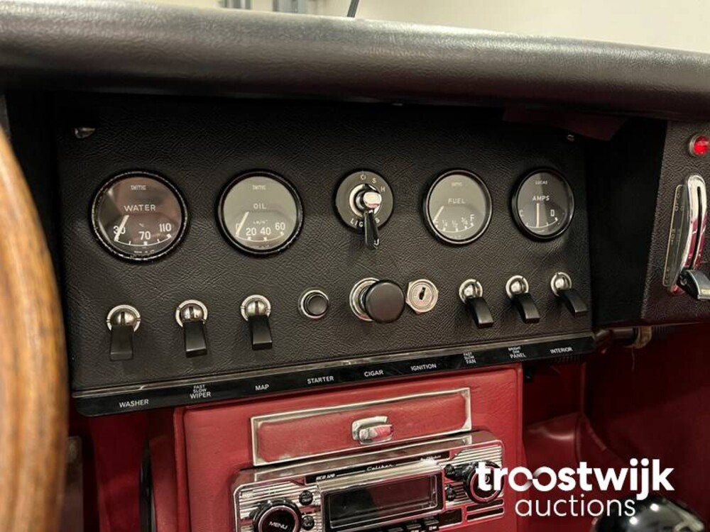 jaguar E-type S1 4.2 L6 OTS Car