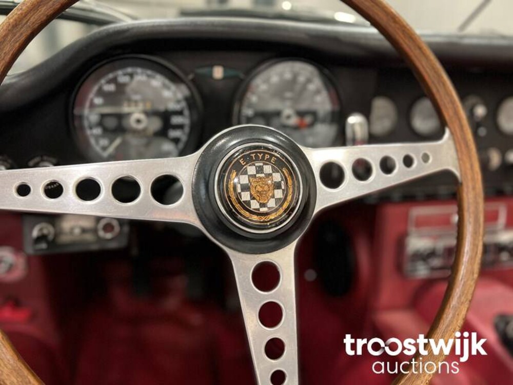 jaguar E-type S1 4.2 L6 OTS Car