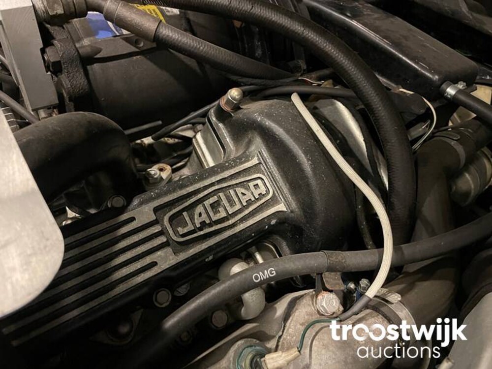 Jaguar E-Type Series III 5.3 V12 Car