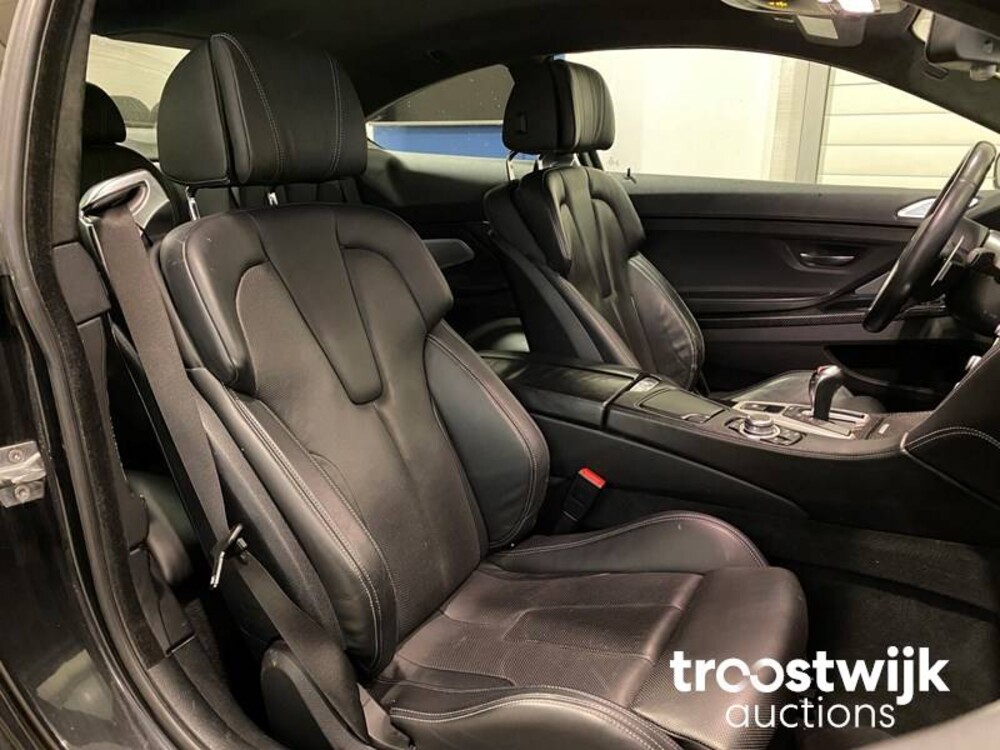 BMW M6 Coupe 4.4 V8 Competition Pakket Car