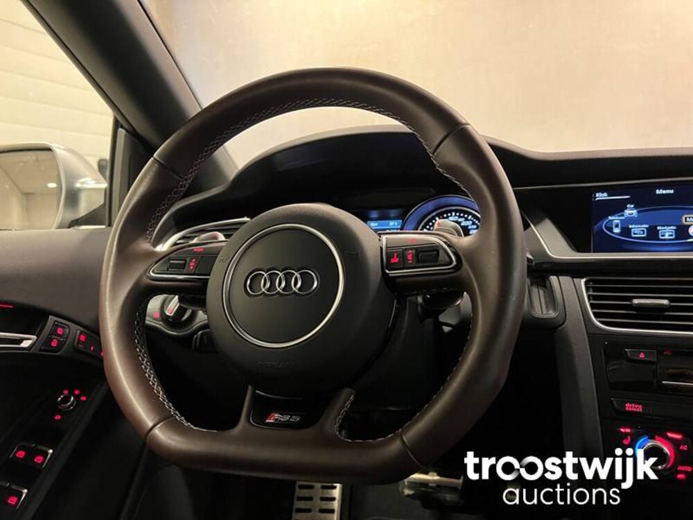 Audi RS5 4.2 FSI Quattro Cabriolet FACELIFT Car