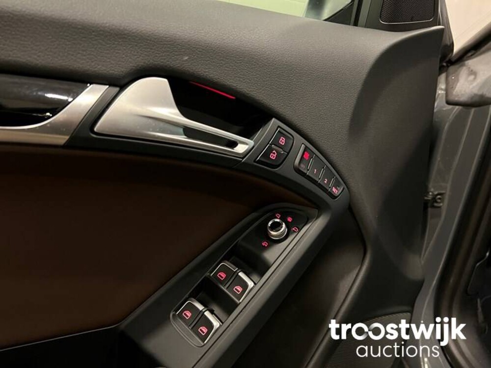 Audi RS5 4.2 FSI Quattro Cabriolet FACELIFT Car