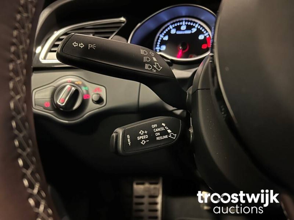 Audi RS5 4.2 FSI Quattro Cabriolet FACELIFT Car