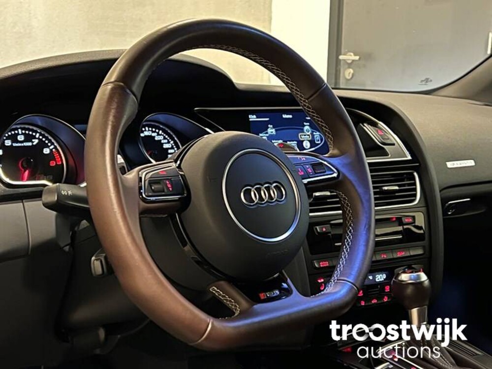 Audi RS5 4.2 FSI Quattro Cabriolet FACELIFT Car