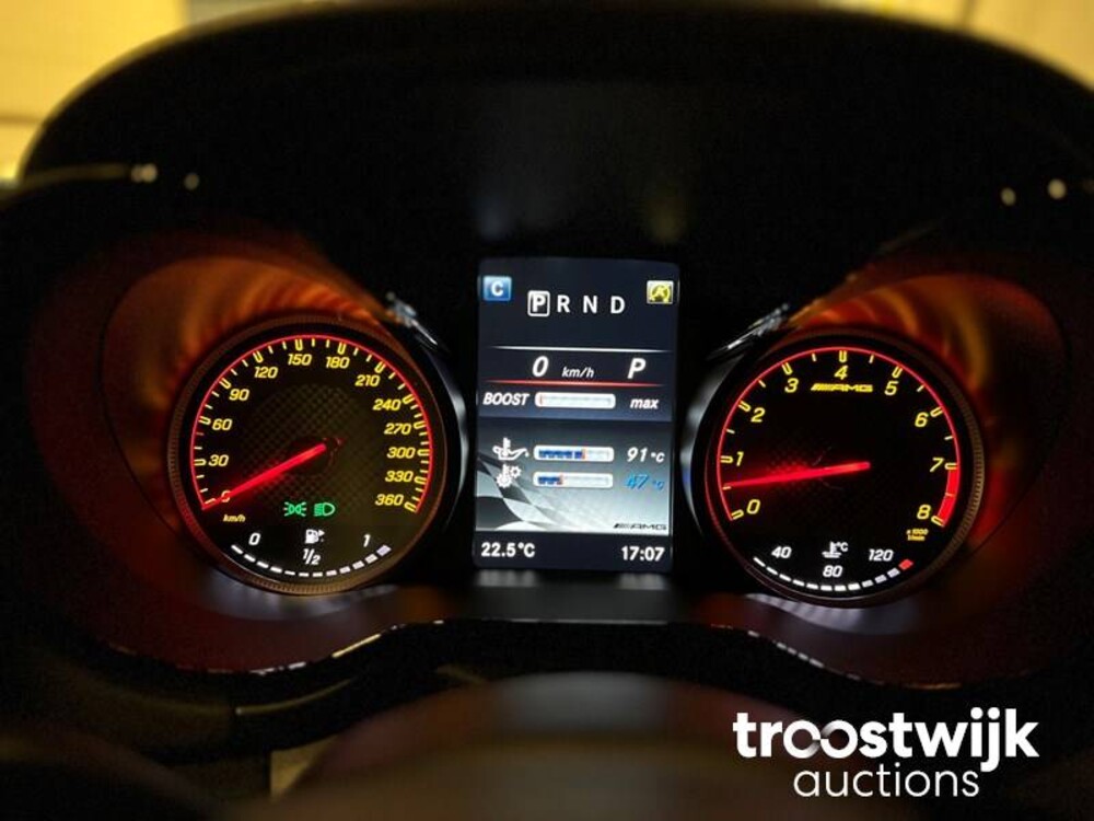 Mercedes-Benz AMG GT-R Posaidon GT-Klasse Car