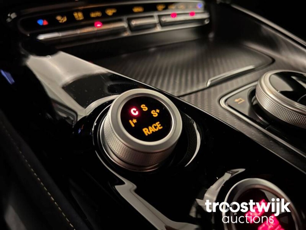 Mercedes-Benz AMG GT-R Posaidon GT-Klasse Car