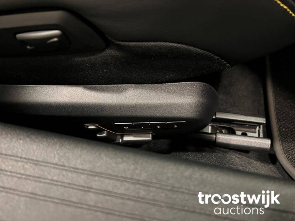 Mercedes-Benz AMG GT-R Posaidon GT-Klasse Car