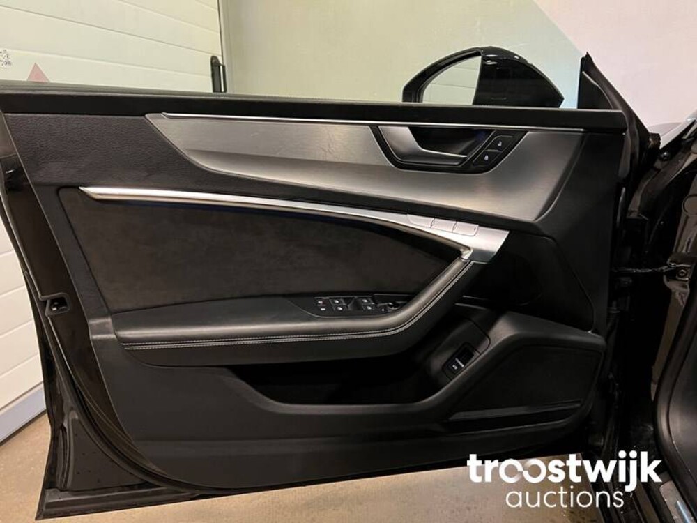 Audi A7 Sportback S-Line 55 TFSI Quattro Pro Line+ Car