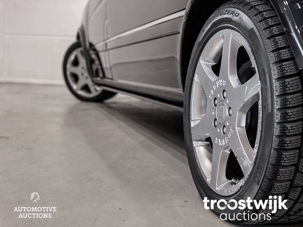 Mercedes-Benz Viano Brabus 4.4 V6 VIP Car