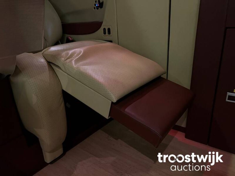 Mercedes-Benz Viano Brabus 4.4 V6 VIP Car