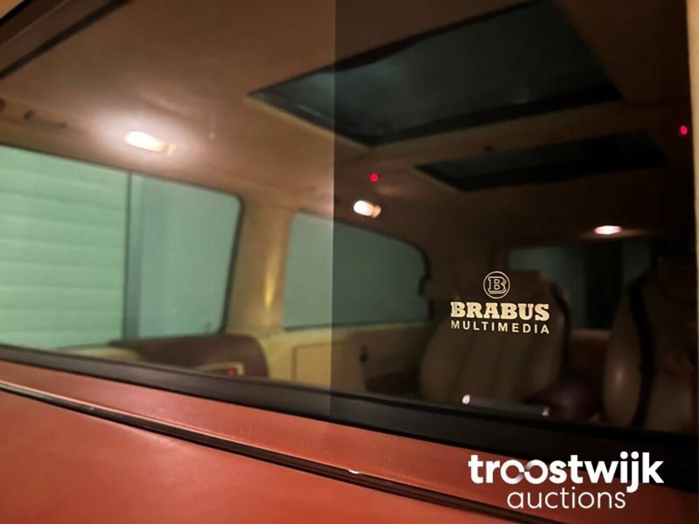 Mercedes-Benz Viano Brabus 4.4 V6 VIP Car