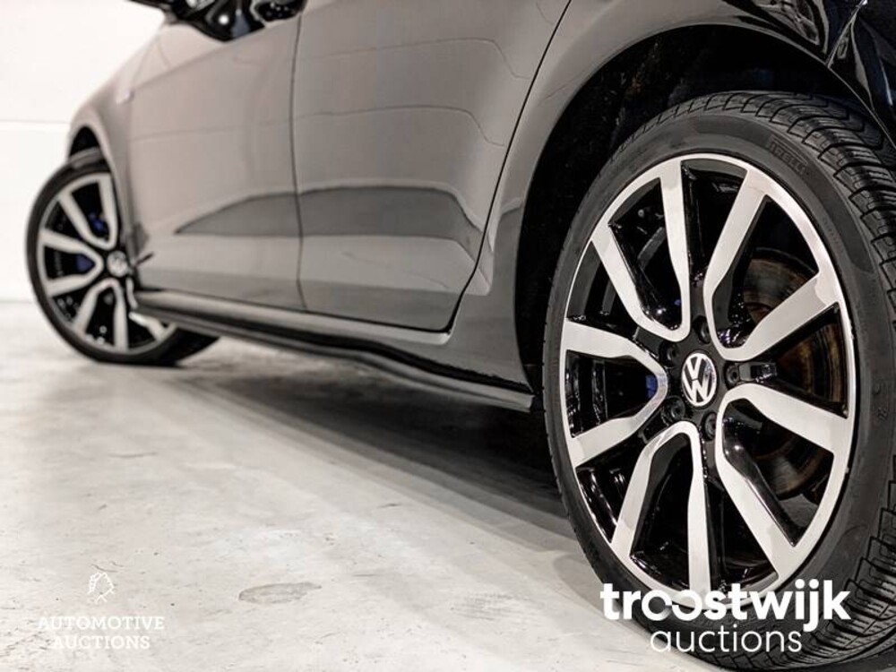 Volkswagen Golf GTE 1.4 TSI Car