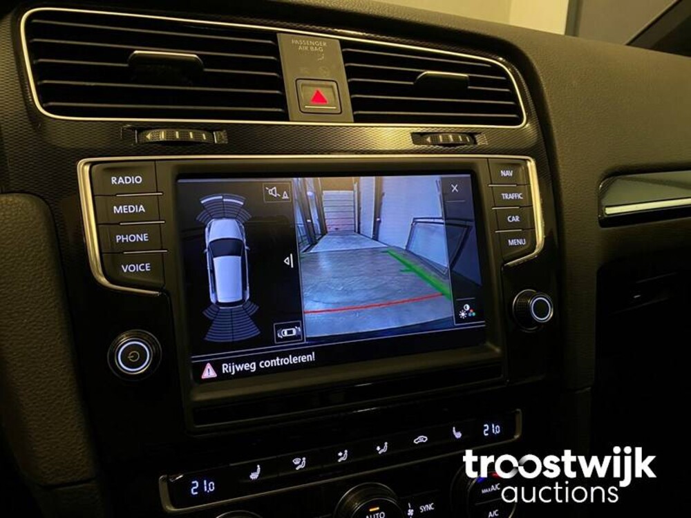 Volkswagen Golf GTE 1.4 TSI Car