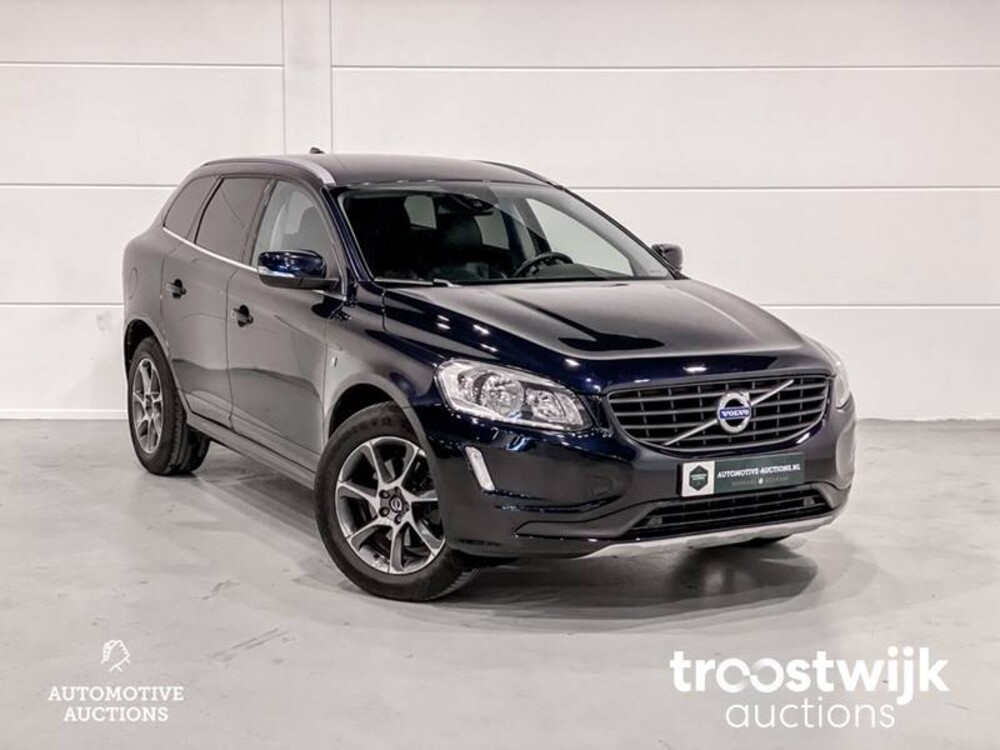 Volvo XC60 D3 R-Design 2.0 Car