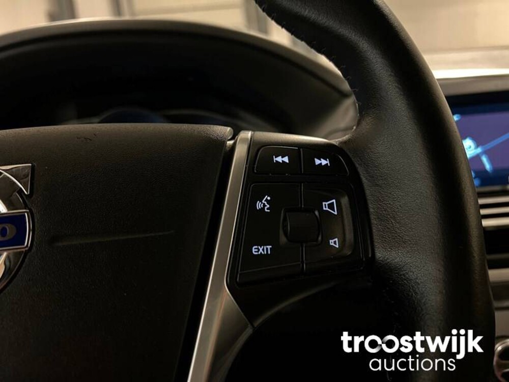 Volvo XC60 D3 R-Design 2.0 Car