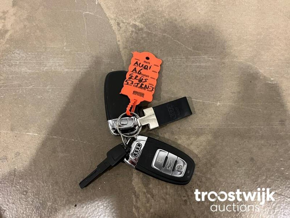 Audi A6 Avant 2.0 TFSI Business Edition Car