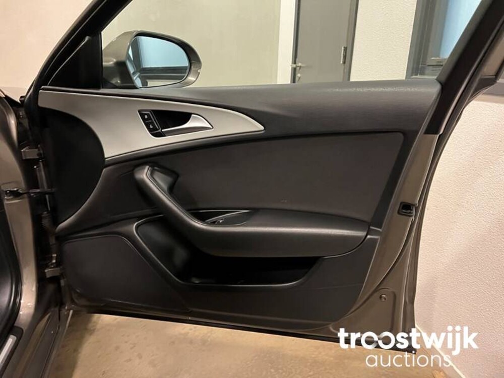 Audi A6 Avant 2.0 TFSI Business Edition Car