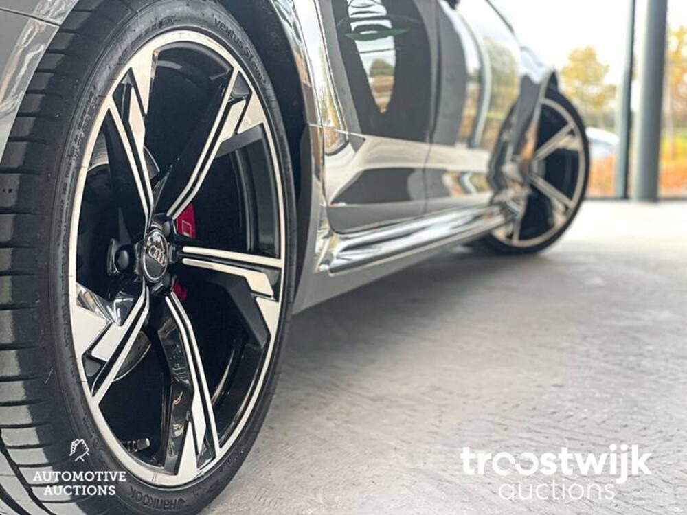 Audi RS4 2.9 V6 TFSI Quattro Car