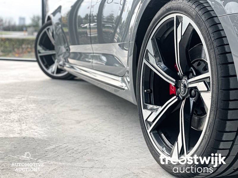 Audi RS4 2.9 V6 TFSI Quattro Car