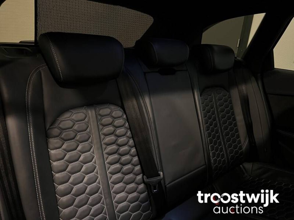 Audi RS4 2.9 V6 TFSI Quattro Car