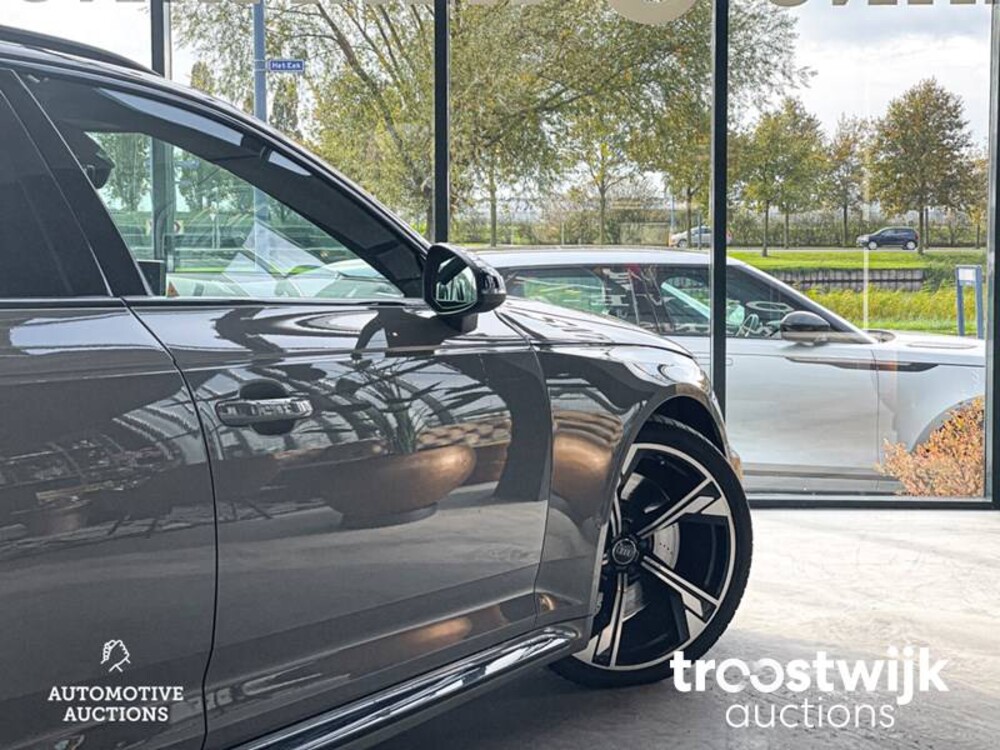 Audi RS4 2.9 V6 TFSI Quattro Car