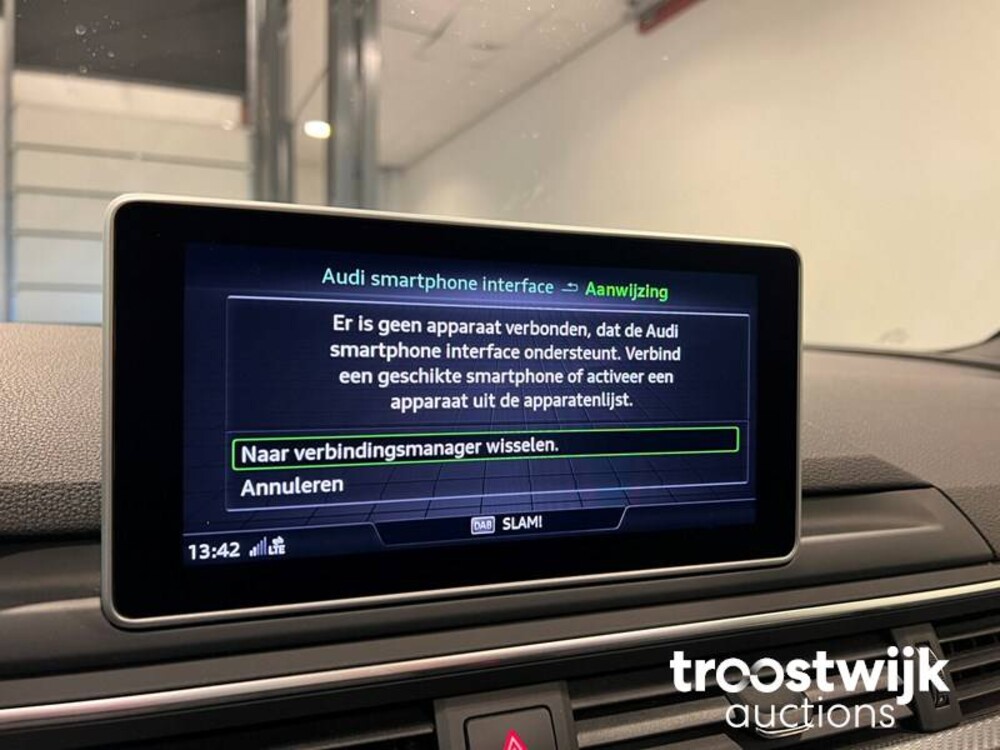 Audi RS4 2.9 V6 TFSI Quattro Car