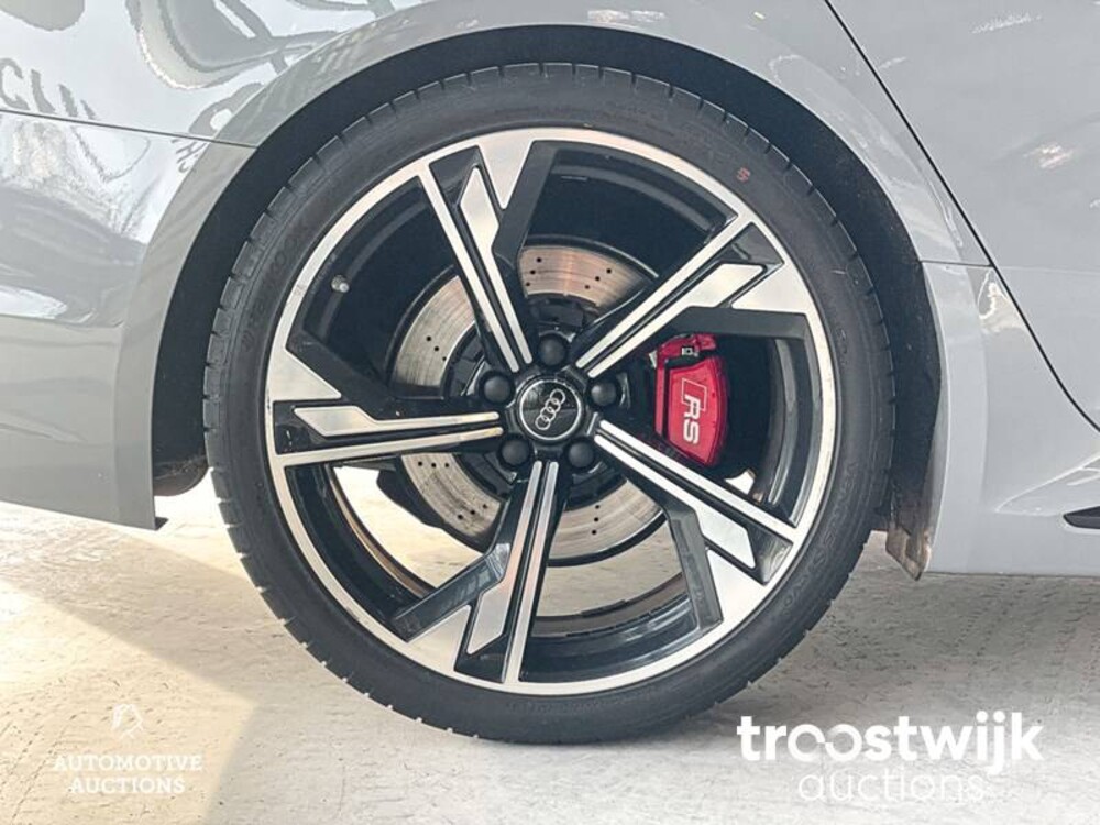 Audi RS4 2.9 V6 TFSI Quattro Car