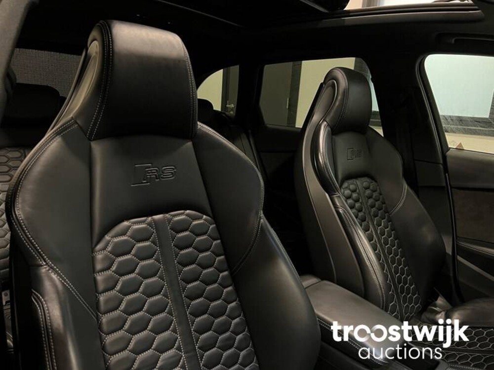 Audi RS4 2.9 V6 TFSI Quattro Car