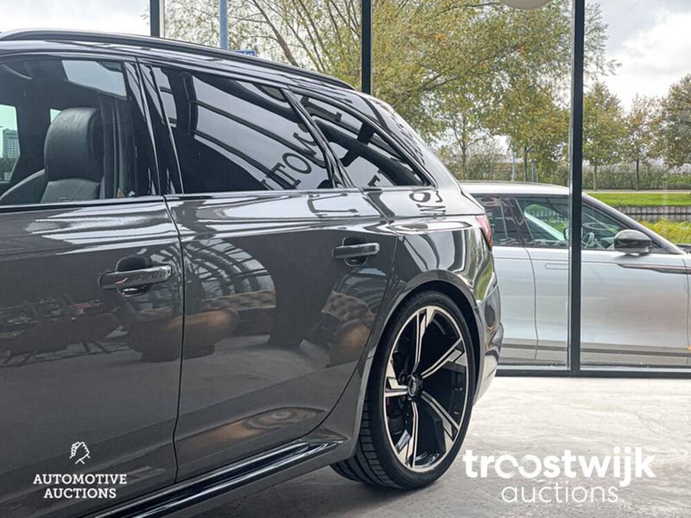 Audi RS4 2.9 V6 TFSI Quattro Car