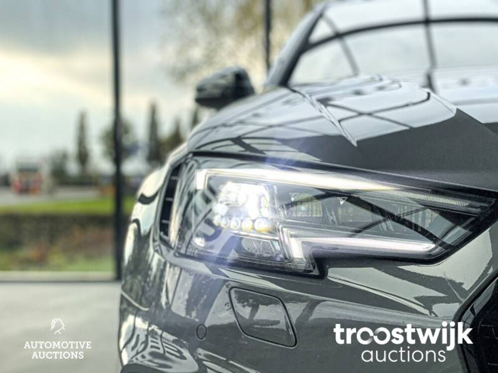 Audi RS4 2.9 V6 TFSI Quattro Car