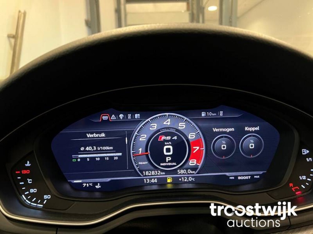 Audi RS4 2.9 V6 TFSI Quattro Car