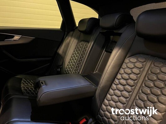 Audi RS4 2.9 V6 TFSI Quattro Auto