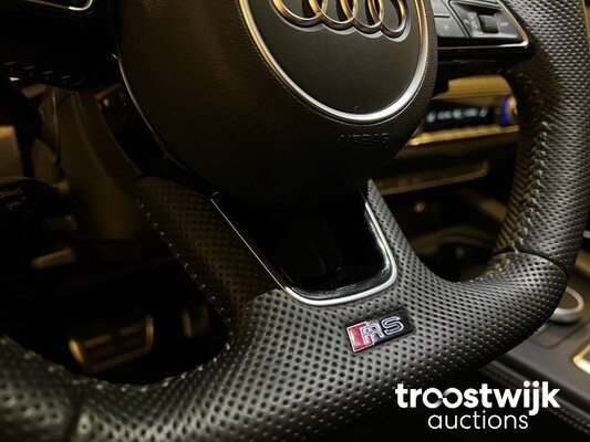 Audi RS4 2.9 V6 TFSI Quattro Car