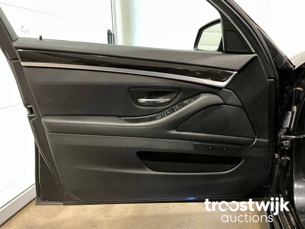 BMW 535xi High Executive M5 Pakket 5-serie Car