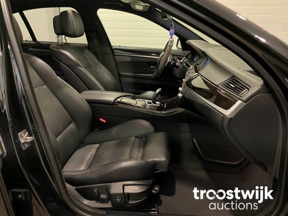 BMW 535xi High Executive M5 Pakket 5-serie Car