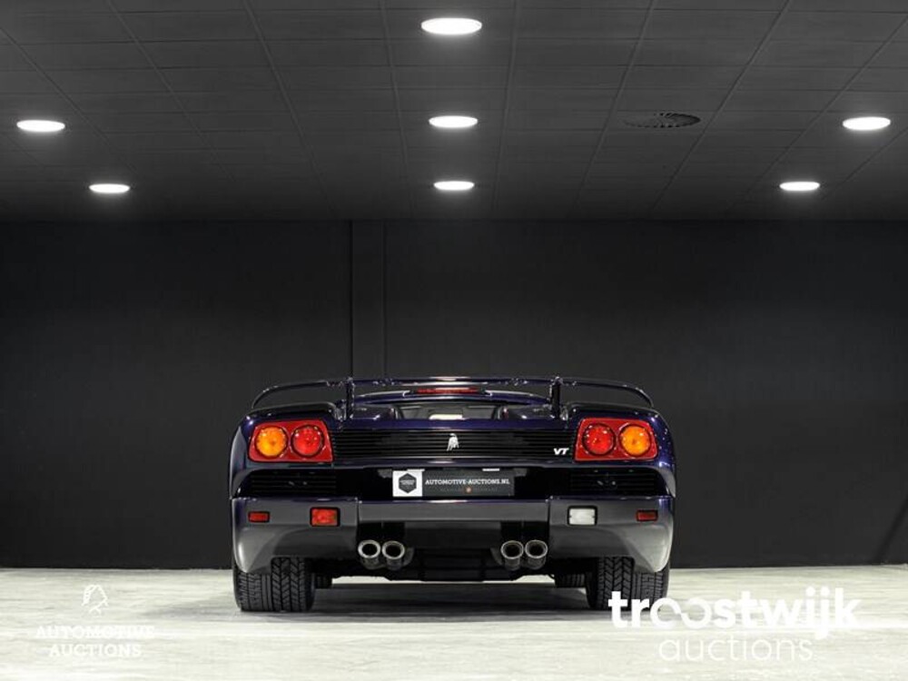 Lamborghini Diablo VT Roadster 5.7 V12 Car