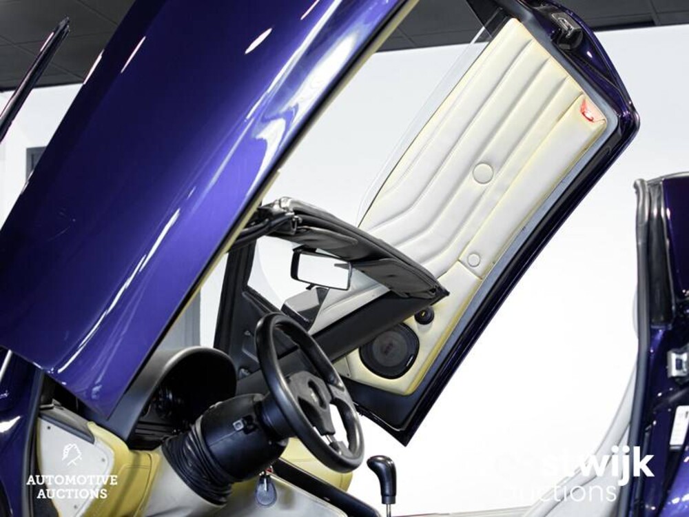 Lamborghini Diablo VT Roadster 5.7 V12 Car