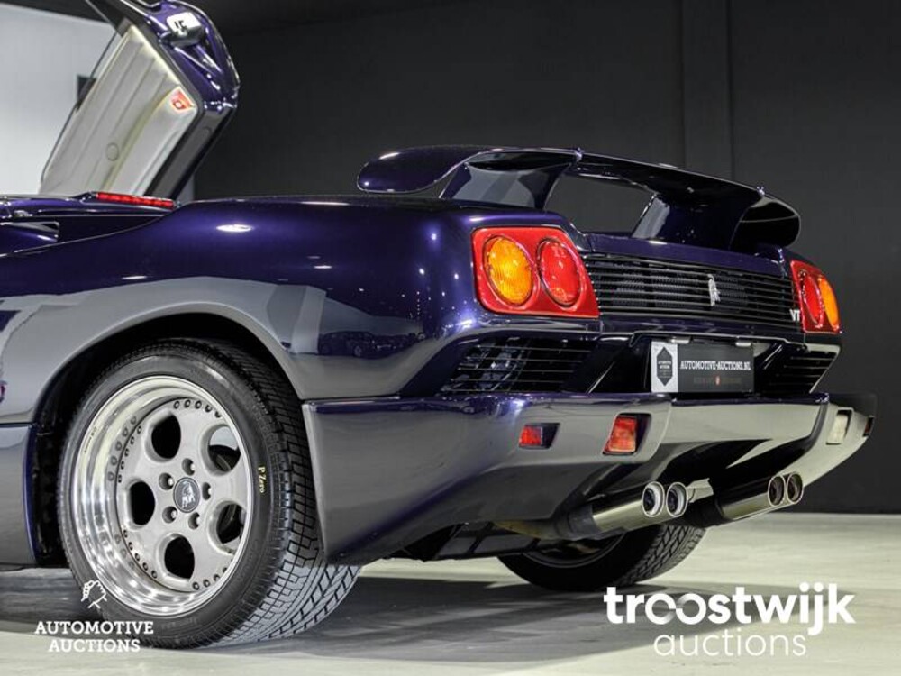 Lamborghini Diablo VT Roadster 5.7 V12 Car
