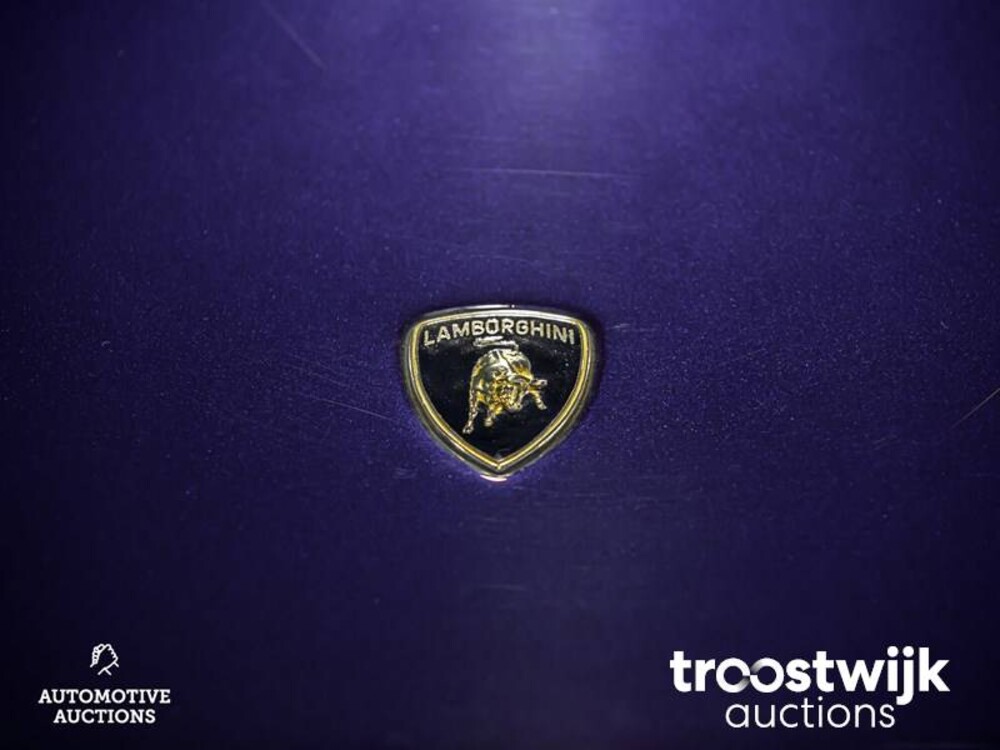 Lamborghini Diablo VT Roadster 5.7 V12 Car