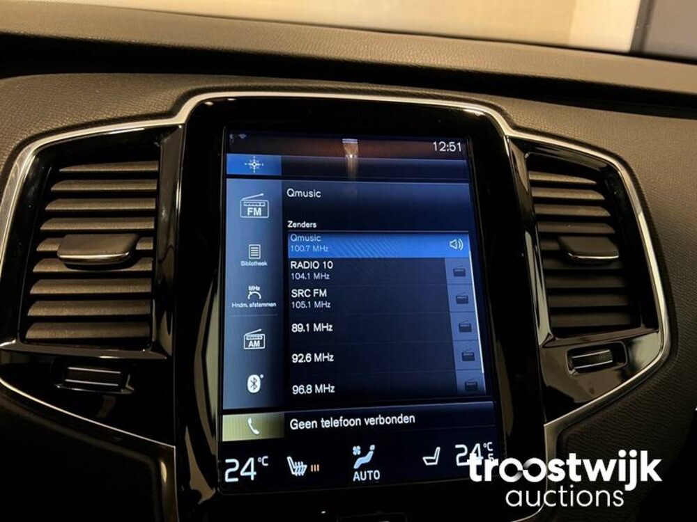 Volvo XC90 D5 2.0 AWD Inscription  Car